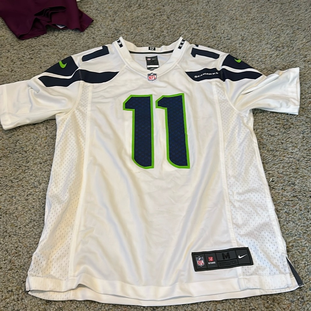 White Percy Harvin Seahawk jersey